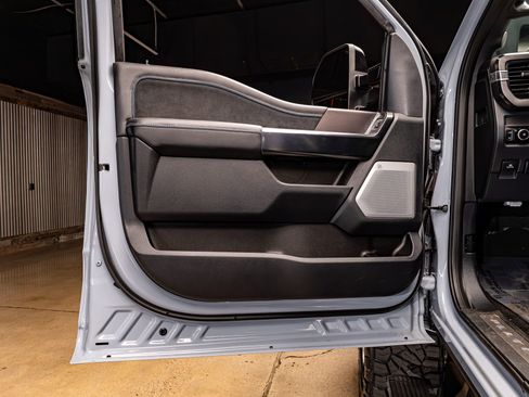 Used 2026 Ford F250 Platinum image 31