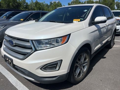 Used 2017 Ford Edge Titanium w/ Technology Package AWD/4WD image 2