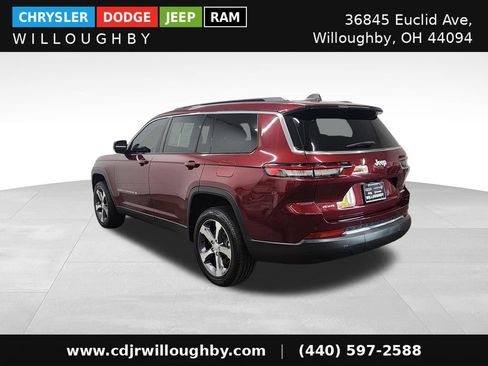 Used 2024 Jeep Grand Cherokee L Limited AWD/4WD image 7