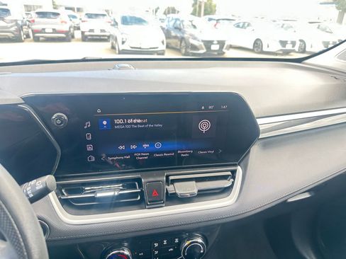 Used 2024 Chevrolet TrailBlazer LT w/ Driver Confidence Package image 21