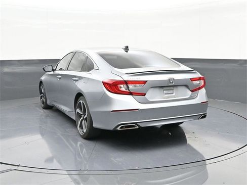 Used 2022 Honda Accord Sport image 8
