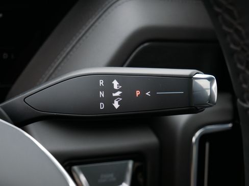 New 2026 GMC Yukon XL Denali w/ Denali Reserve Package AWD/4WD image 9