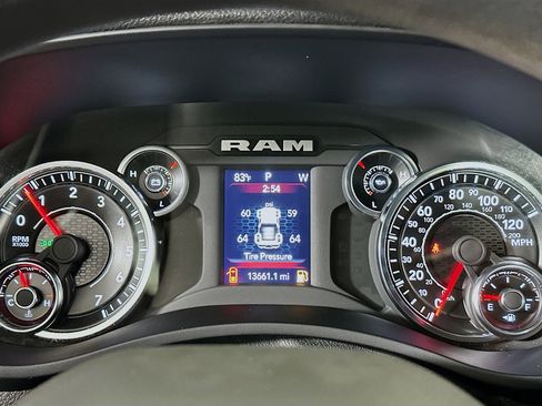 Used 2024 RAM 2500 Tradesman w/ Chrome Appearance Group image 19