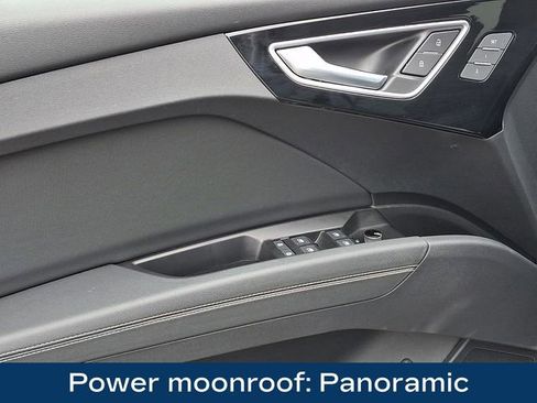 Used 2023 Audi Q4 e-tron Premium Plus w/ Premium Plus image 17