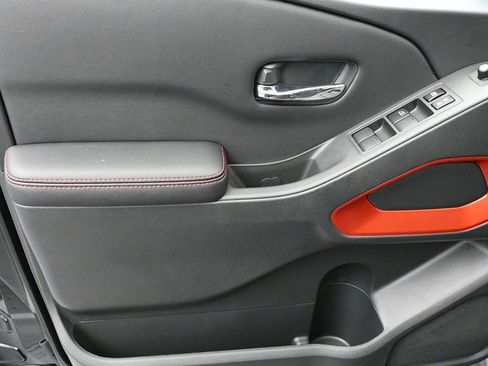 New 2025 Nissan Frontier Pro-X w/ Pro Convenience Package image 12