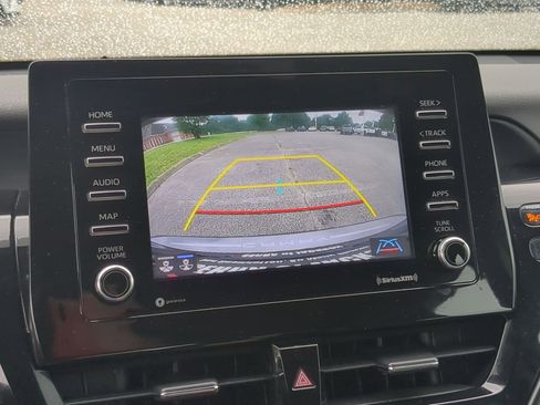 Used 2022 Toyota Camry LE w/ Convenience Package FWD image 21