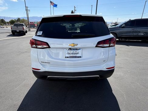 Used 2022 Chevrolet Equinox LT FWD image 4