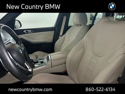 Used 2021 BMW X5 xDrive40i w/ Convenience Package AWD/4WD image 12