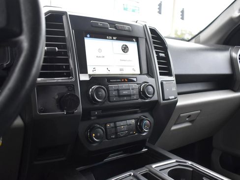 Used 2017 Ford F150 XLT w/ Equipment Group 302A Luxury image 28