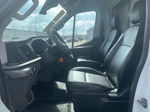Used 2023 Ford Transit 350 DRW image 15