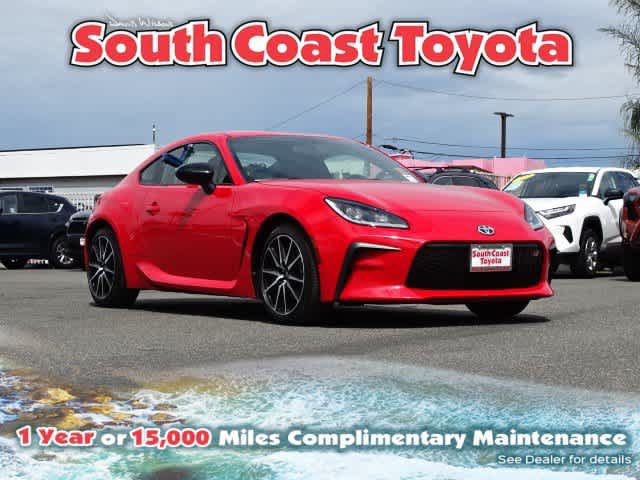 Certified 2023 Toyota GR86 w/ ALL Weather Mat Package (TMS) RWD image 1