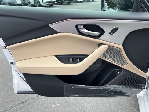 Certified 2025 Acura TLX w/ Technology Package image 11