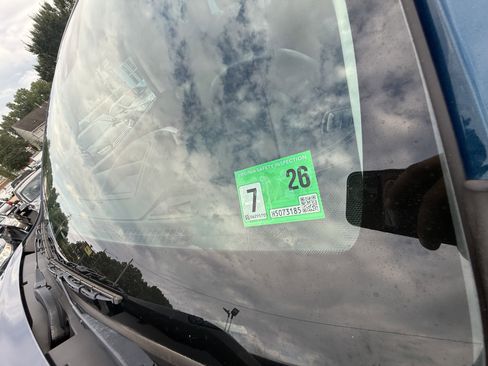 Used 2019 GMC Canyon SLE w/ Driver Alert Package image 27