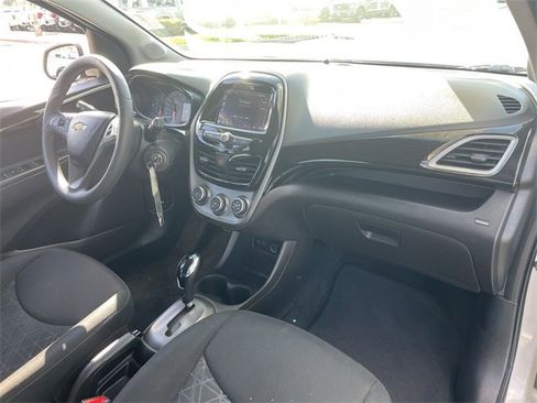 Used 2021 Chevrolet Spark LT image 26