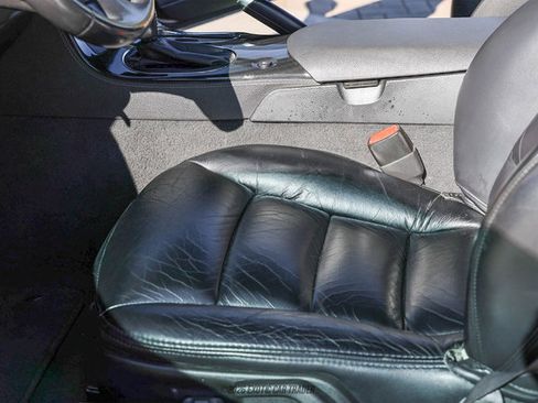 Used 2010 Chevrolet Corvette Coupe w/ 1LT RWD image 23