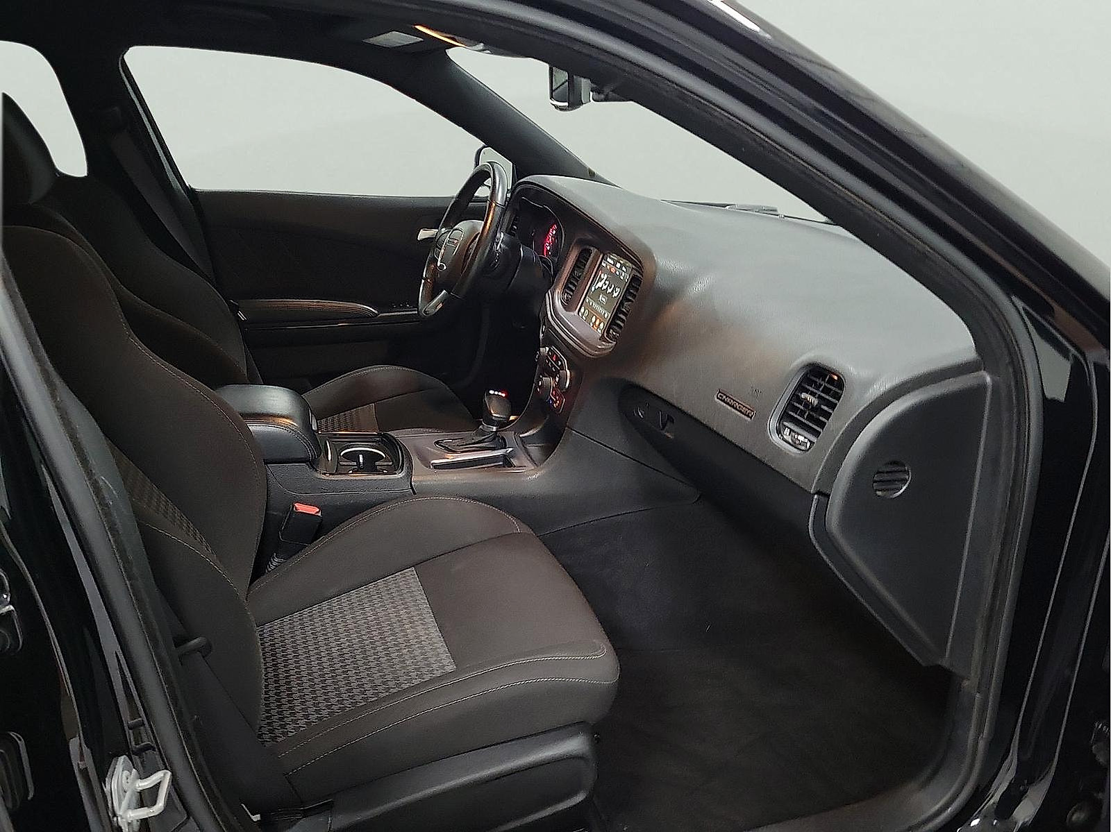 Used 2023 Dodge Charger R/T w/ Blacktop Package RWD image 14