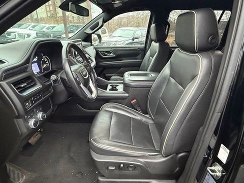 Used 2021 GMC Yukon XL SLT image 14