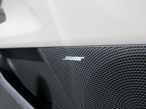 Used 2023 Kia Sorento SX Prestige image 29