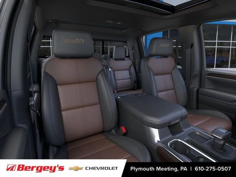 New 2026 Chevrolet Silverado 1500 High Country w/ High Country Premium Package AWD/4WD image 18