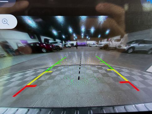 Used 2023 Ford Transit 350 XLT image 18