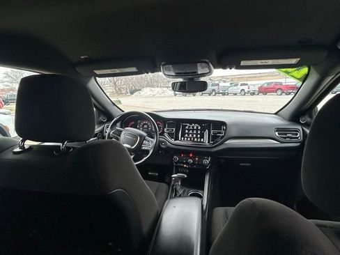 Used 2024 Dodge Durango SXT w/ SXT Blacktop Group image 8