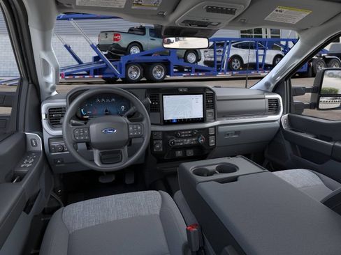 New 2026 Ford F250 XLT w/ XLT Premium Package AWD/4WD image 9