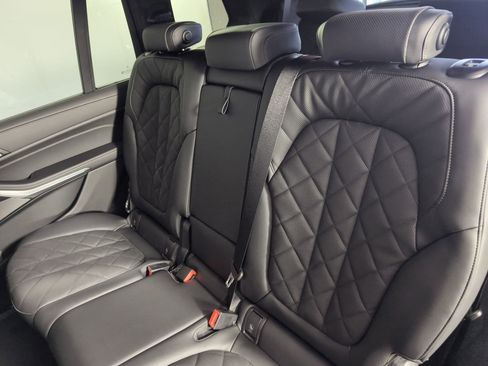 New 2026 BMW X7 xDrive40i w/ M Sport Package image 99