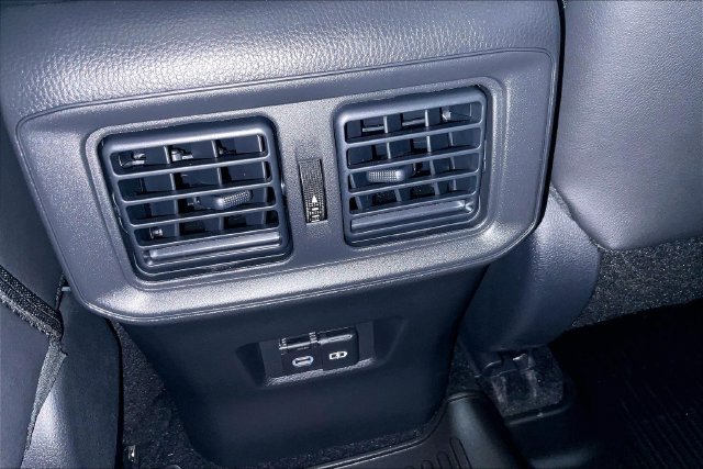 Used 2025 Toyota RAV4 XLE Premium w/ Weather Package AWD/4WD image 25