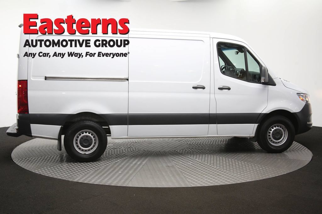 Used 2019 Freightliner Sprinter 2500 RWD image 41