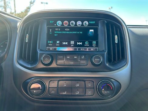 Used 2018 Chevrolet Colorado Z71 image 17