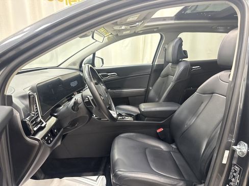 Used 2023 Kia Sportage EX w/ EX Premium Package AWD/4WD image 17
