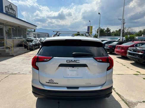 Used 2018 GMC Terrain SLE w/ Infotainment Package I FWD image 6