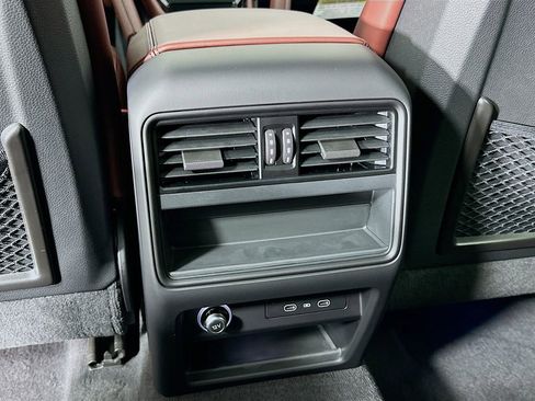 New 2026 Porsche Cayenne GTS image 27