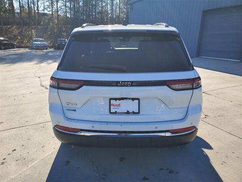 Used 2023 Jeep Grand Cherokee 4xe image 5