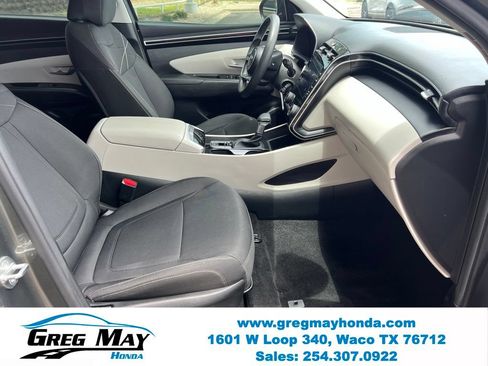 Used 2023 Hyundai Tucson SE FWD image 13