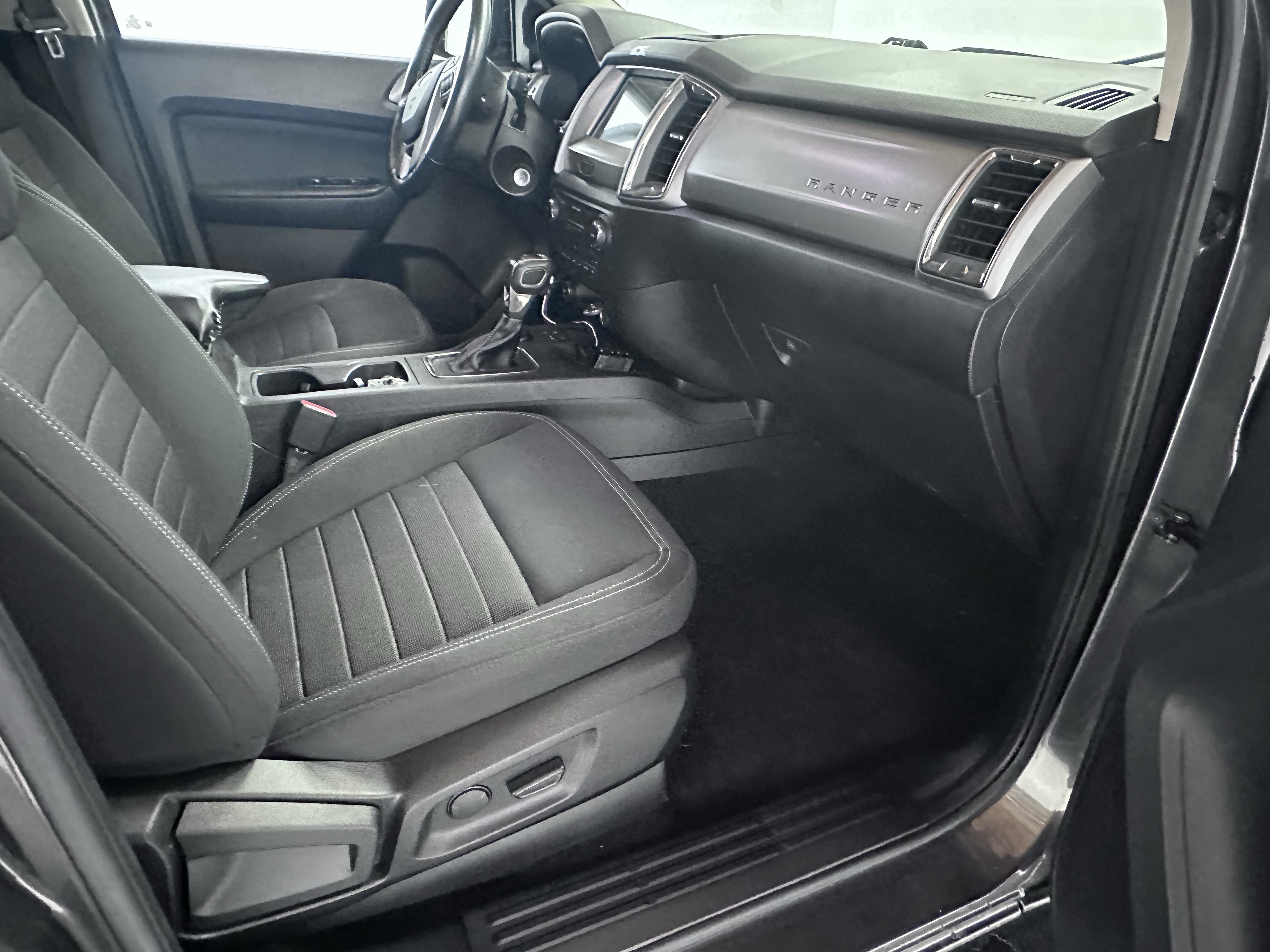 Used 2019 Ford Ranger XLT w/ Equipment Group 302A Luxury AWD/4WD image 42