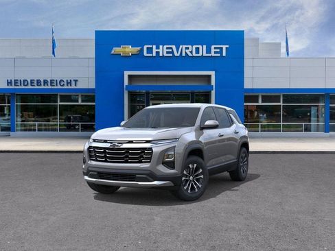 New 2026 Chevrolet Equinox LT w/ Convenience Package II image 8