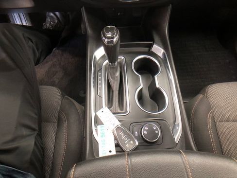 Used 2019 Chevrolet Traverse LT w/ LPO, Floor Liner Package AWD/4WD image 19
