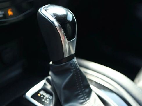 Used 2018 Nissan Rogue Sport SL w/ SL Premium Package image 27