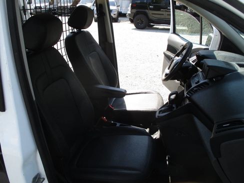 Used 2019 Ford Transit Connect XL FWD image 18