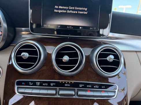 Used 2015 Mercedes-Benz C 300 4MATIC Sedan image 14