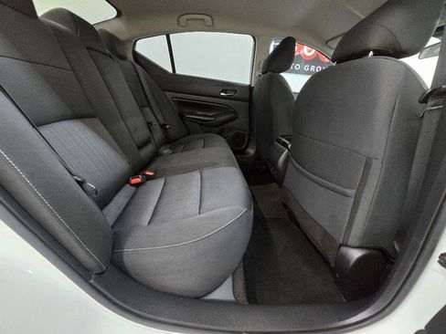 Used 2022 Nissan Altima 2.5 SV FWD image 16