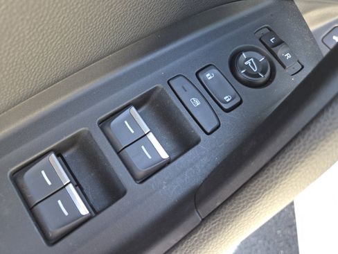 Used 2022 Acura TLX image 26