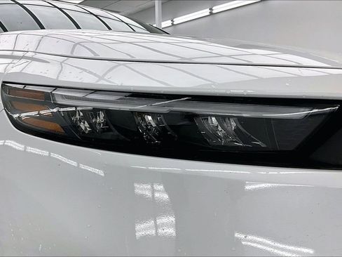 Used 2023 Honda Accord Sport image 29