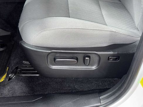 Certified 2023 Toyota Tacoma SR5 RWD image 23