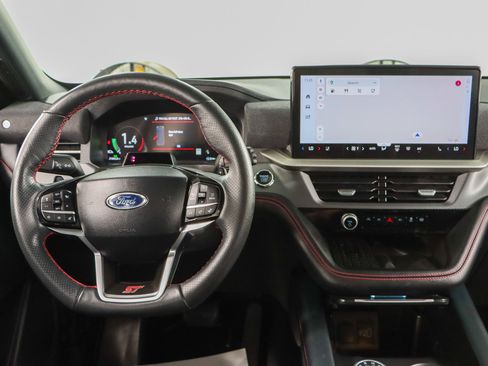 Used 2025 Ford Explorer ST AWD/4WD image 17