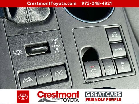 Certified 2023 Toyota Highlander XLE image 29