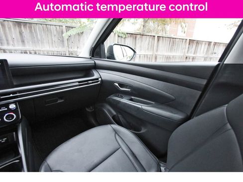 Certified 2025 Hyundai Tucson SEL image 10