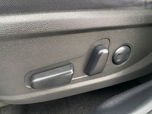 Used 2022 Hyundai Santa Fe SEL image 11