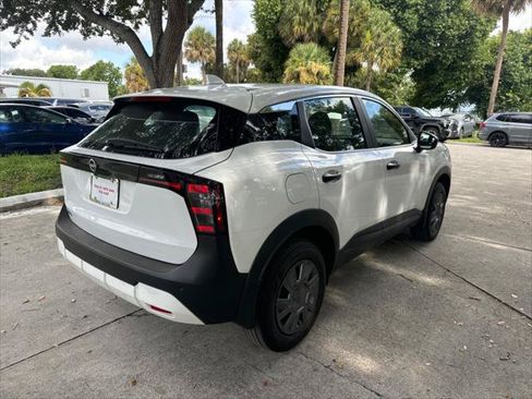 Used 2025 Nissan Kicks S FWD image 7